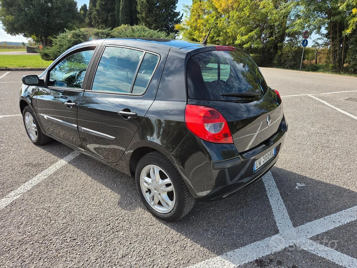 Renault Clio 2009 photo 4