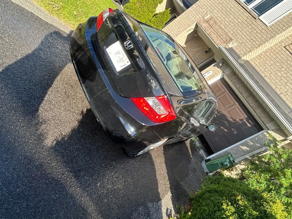 Honda Civic 2012 photo 2