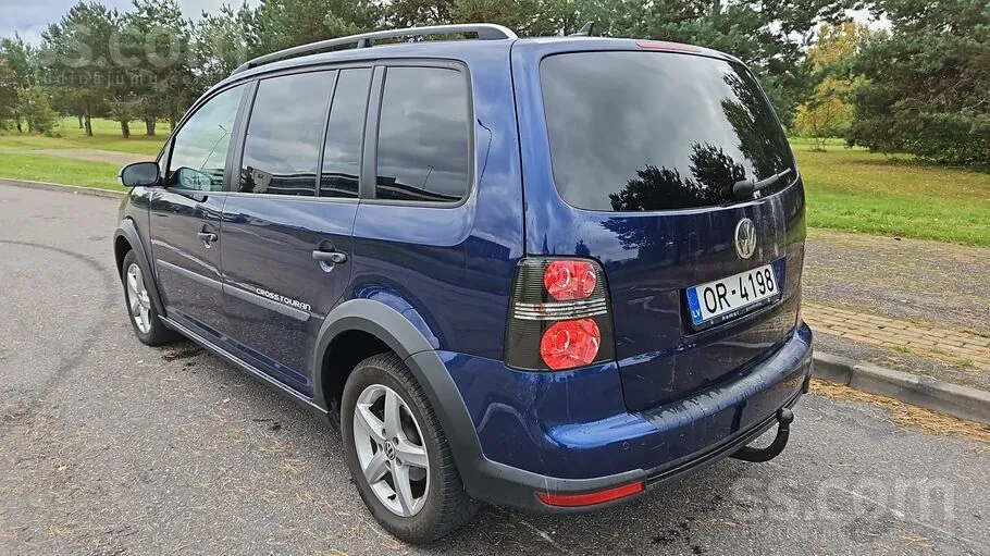 Volkswagen Cross Touran 2007 photo 5