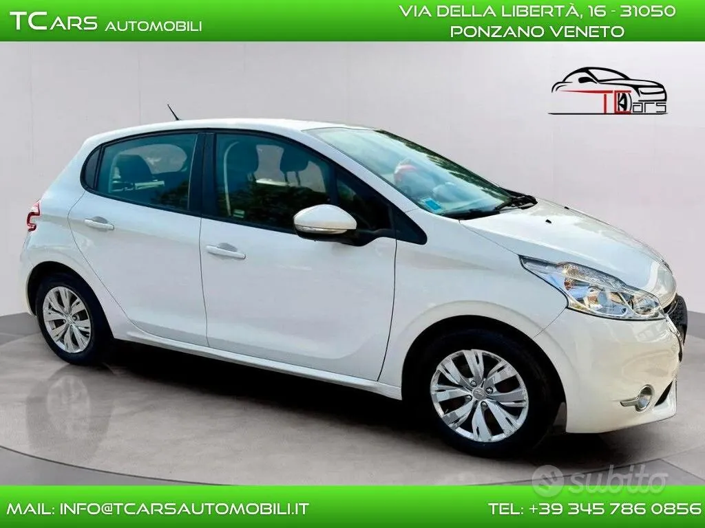 Peugeot 208 2014 photo 3