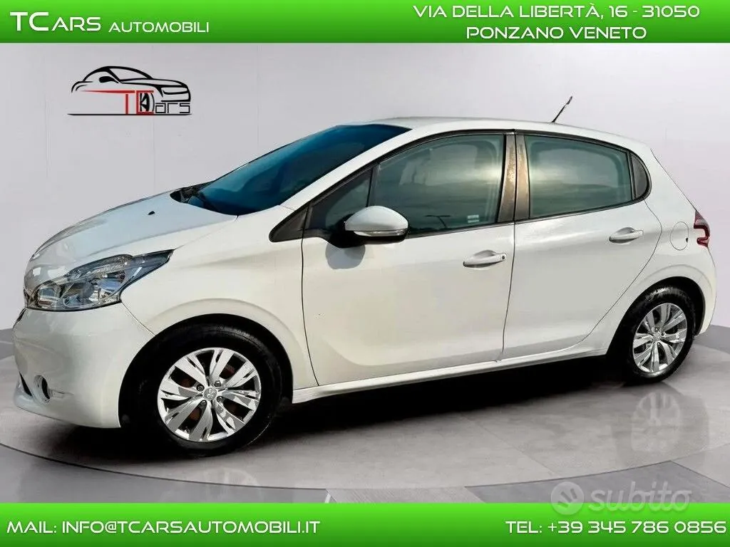 Peugeot 208 2014 photo 4