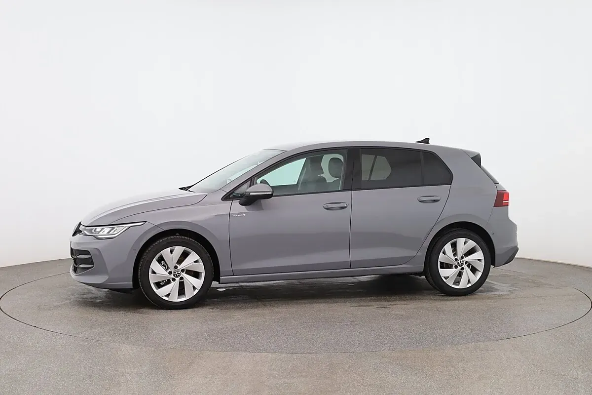 Volkswagen Golf 2026 photo 2