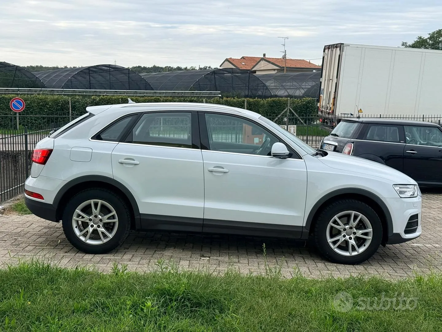 Audi Q3 2016 photo 3
