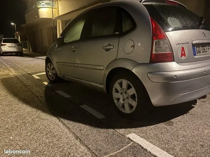 Citroen C3 2008 photo 2