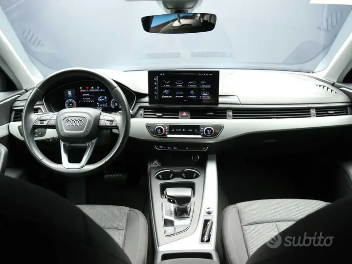 Audi A4 Avant 2023 photo 3