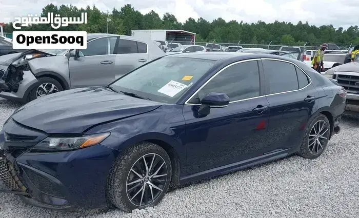 Toyota Camry 2022 photo 3
