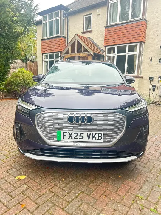Audi Q4 E-Tron 2025 photo 2