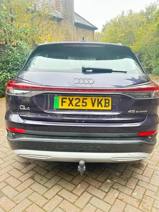 Audi Q4 E-Tron 2025 photo 3