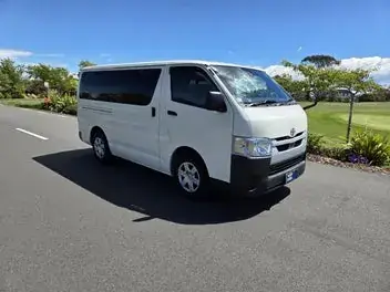 Toyota Hiace 2021 photo 2