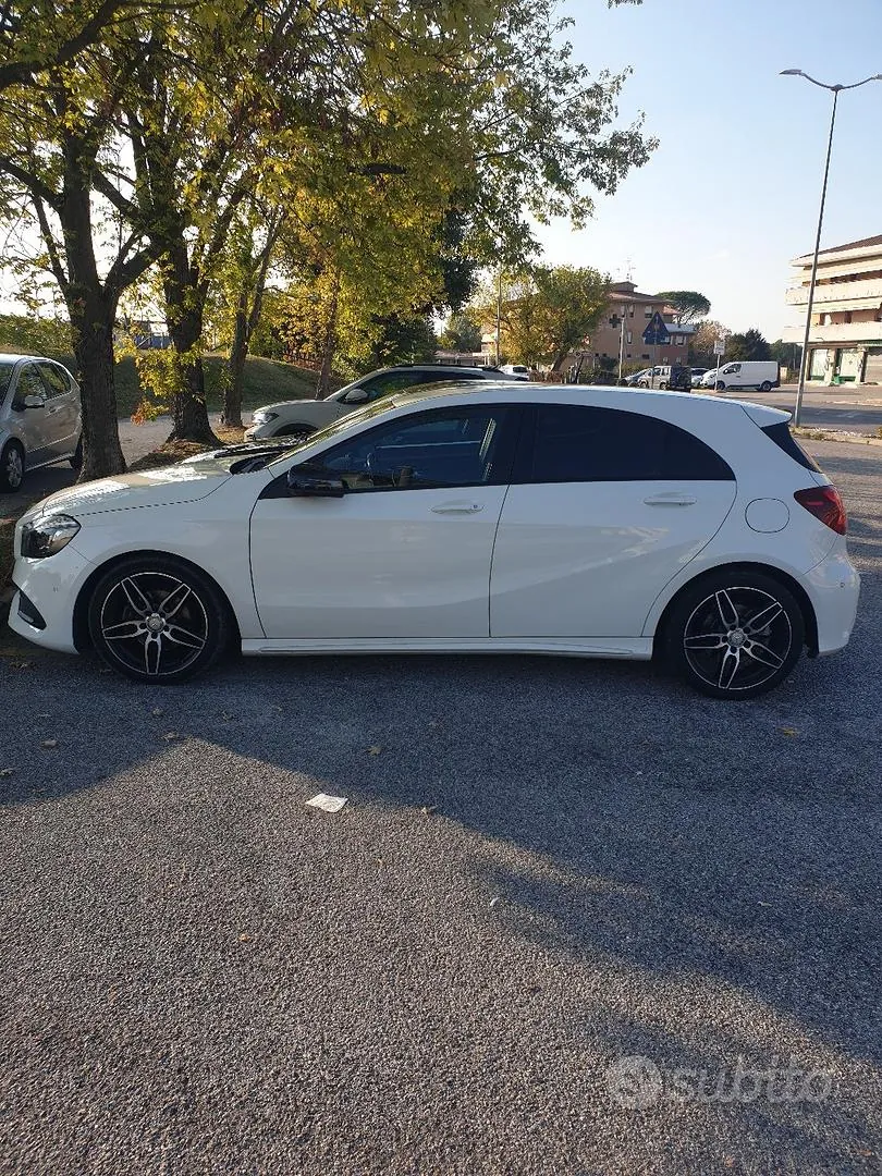 Mercedes-Benz A 2017 photo 2
