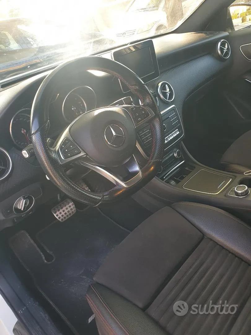 Mercedes-Benz A 2017 photo 4
