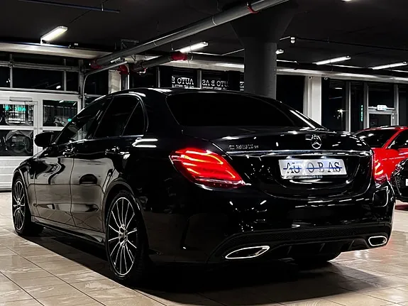 Mercedes-Benz C350 E 2018 photo 3