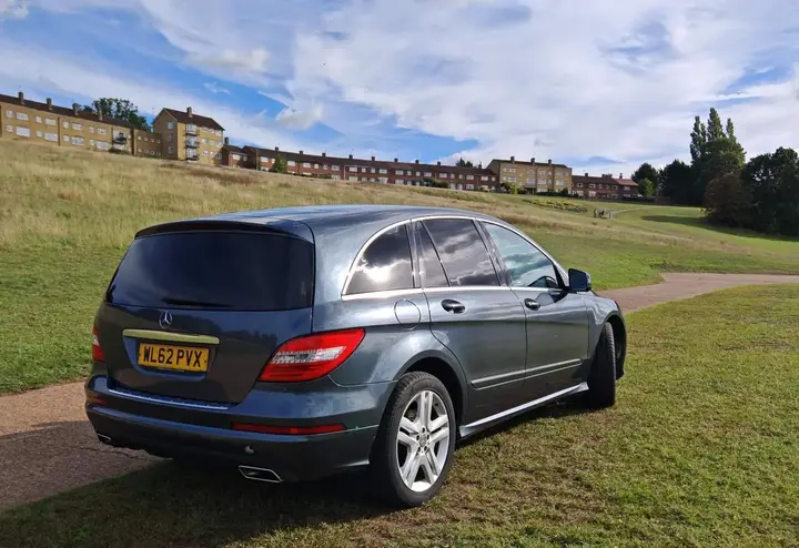 Mercedes-Benz R-Class 2013 photo 4