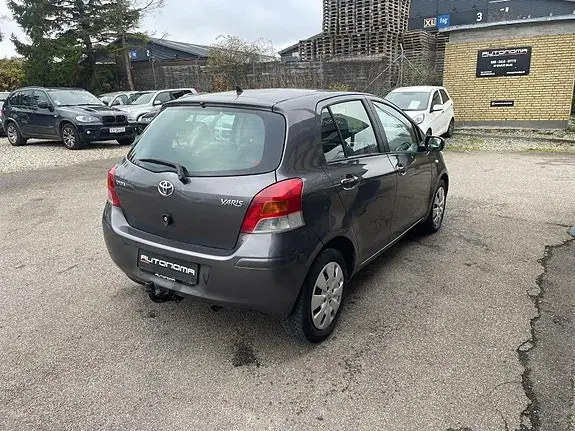 Toyota Yaris 2009 photo 5