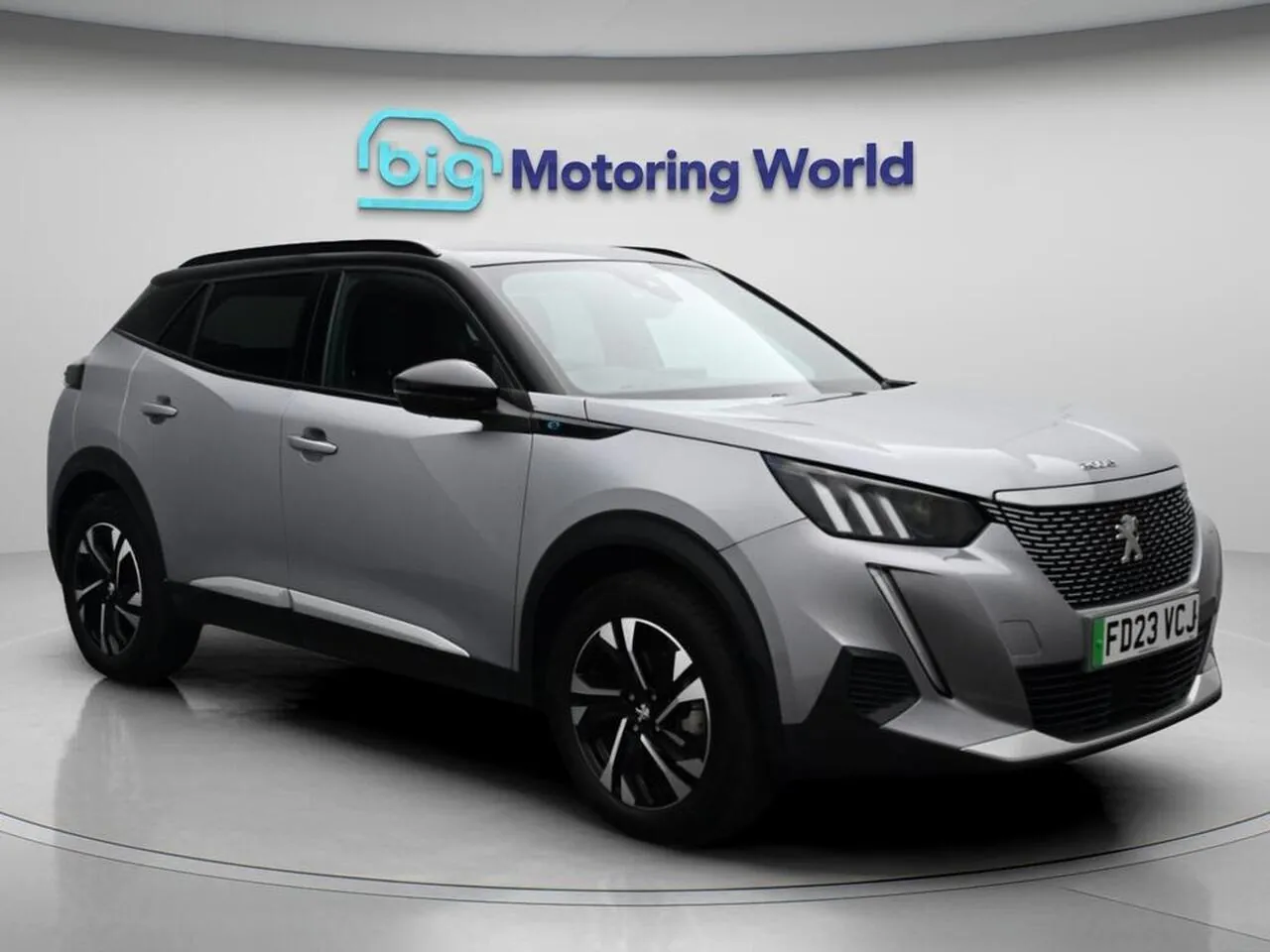 Peugeot E-2008