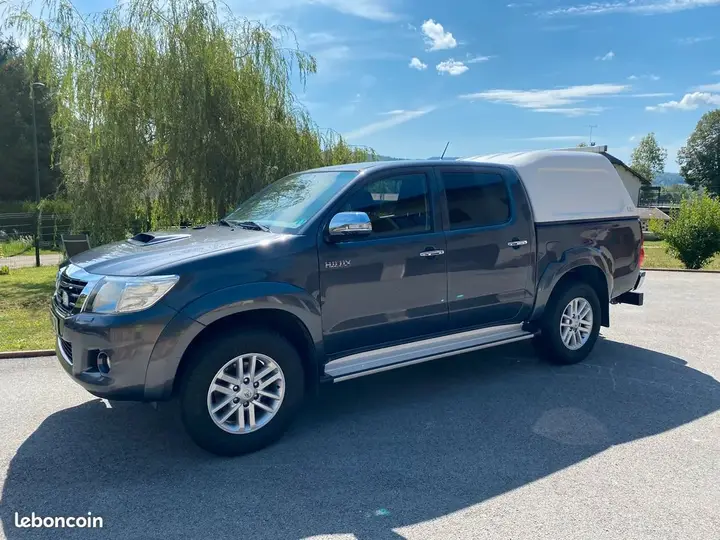 Toyota Hilux