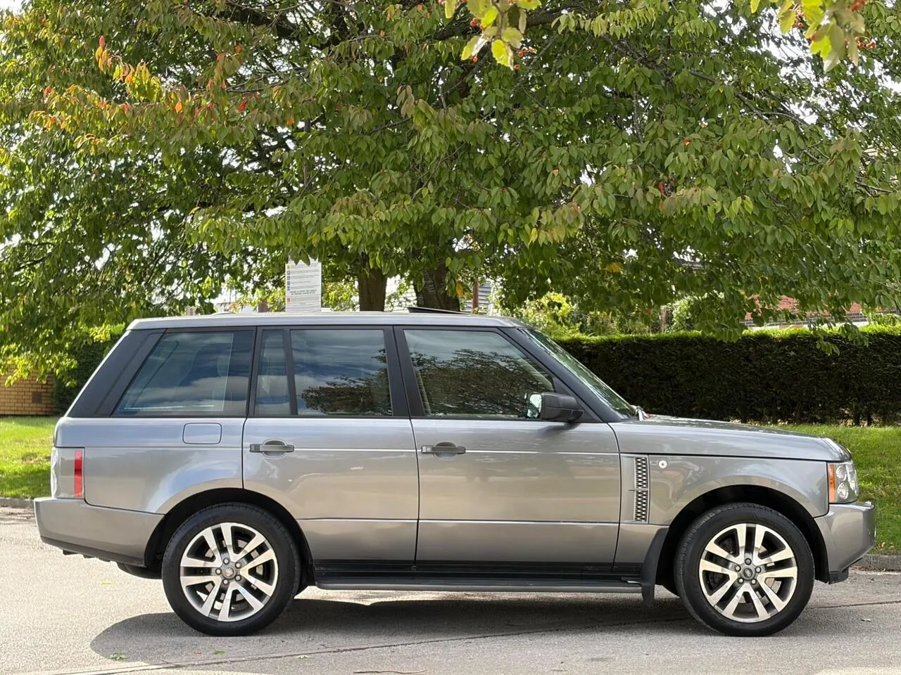 Land Rover Range Rover 2009 photo 4