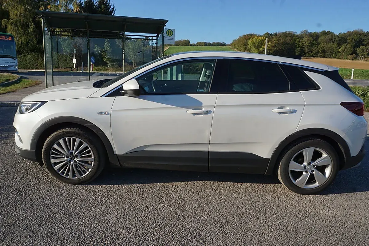 Opel Grandland X 2018 photo 3