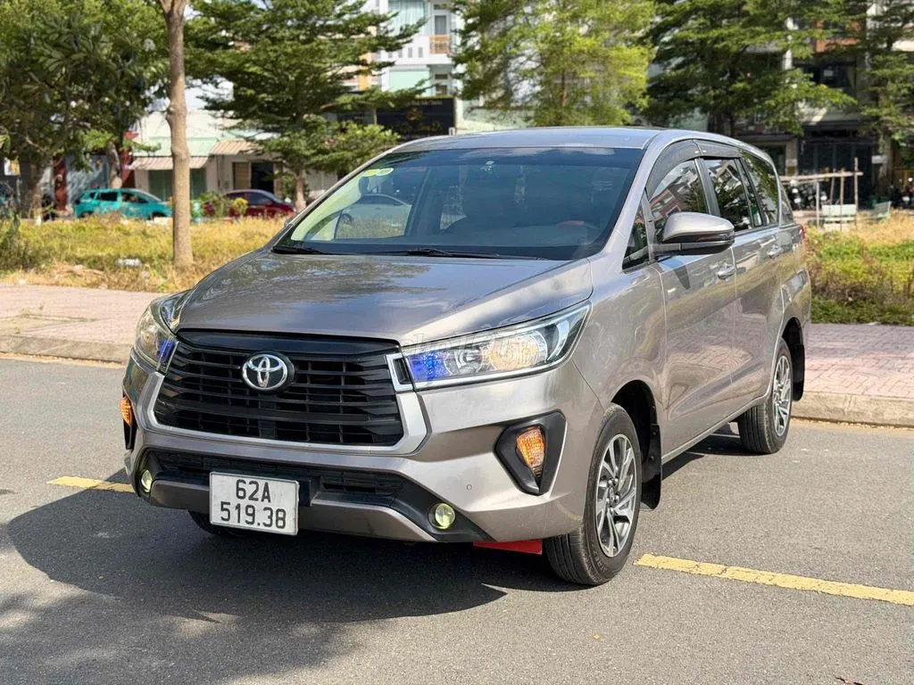 Toyota Innova 2021 photo 3