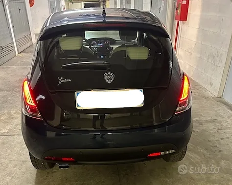 Lancia Ypsilon 2015 photo 2