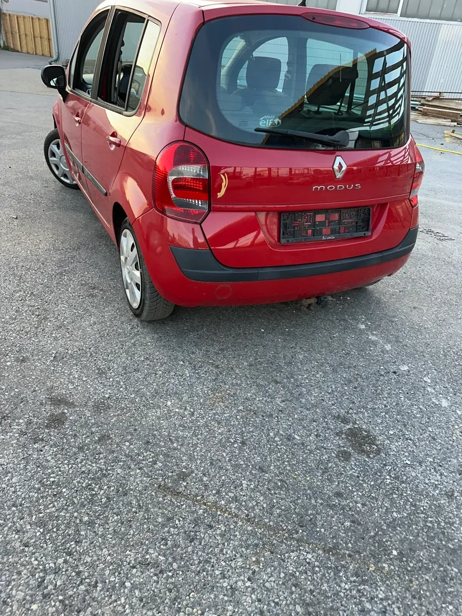 Renault Modus 2010 photo 3