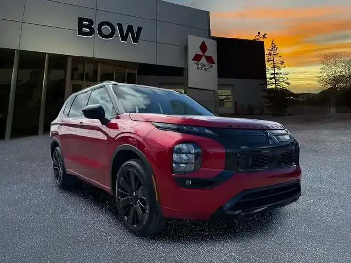 Mitsubishi Outlander 2026 photo 3