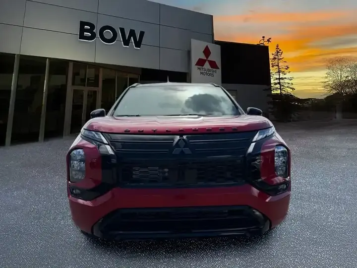 Mitsubishi Outlander 2026 photo 2