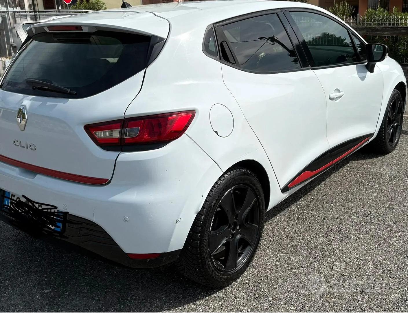 Renault Clio 2013 photo 2