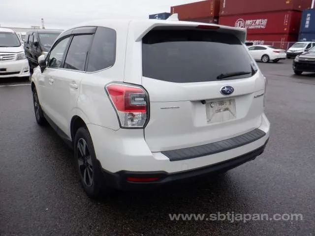 Subaru Forester 2016 photo 3
