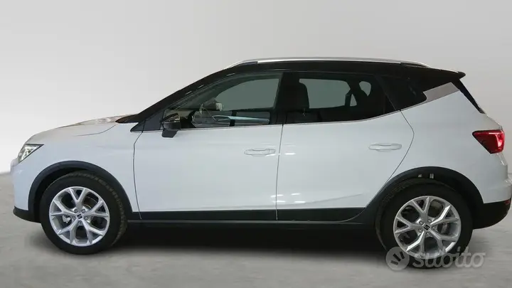 Seat Arona 2025 photo 3