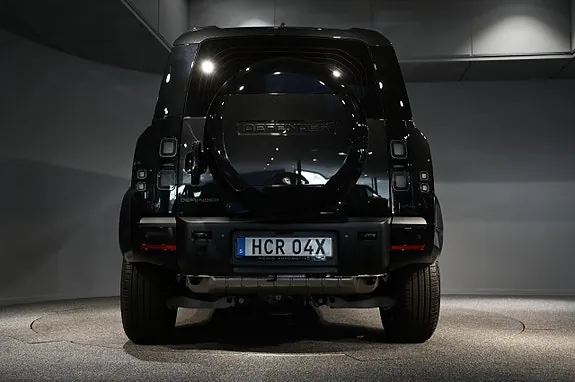 Land Rover Defender 110 2026 photo 5
