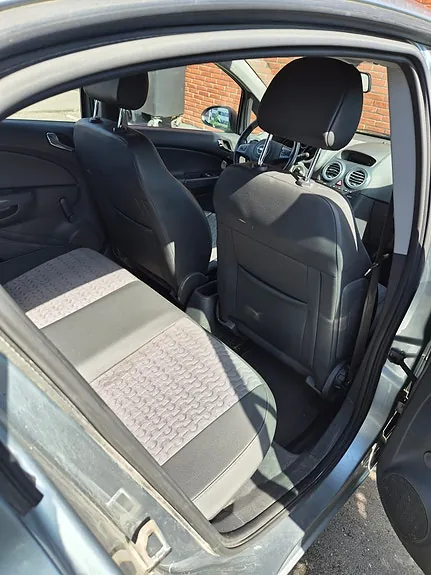 Opel Corsa 2012 photo 3