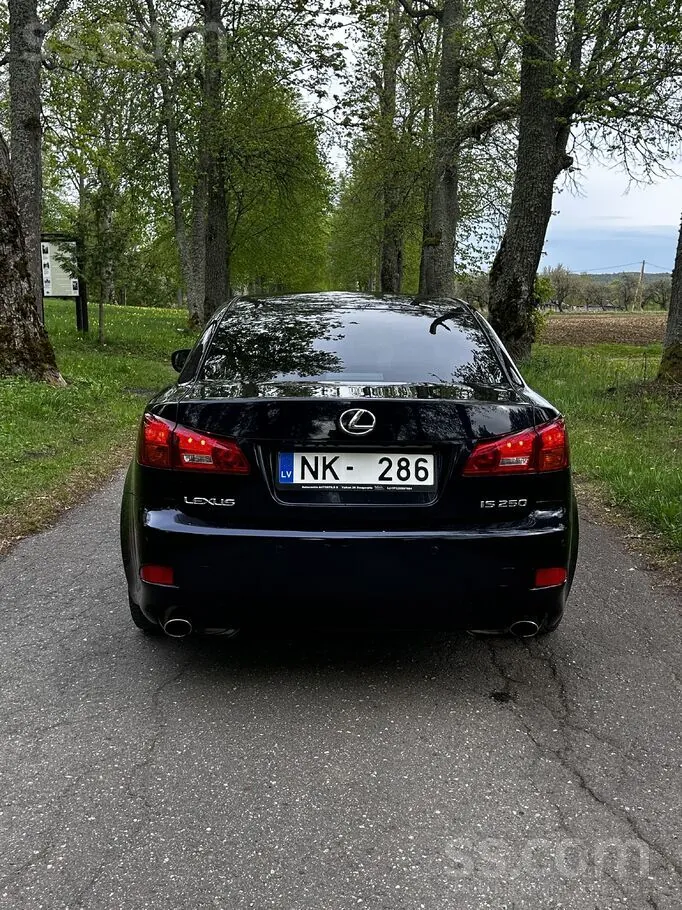 Lexus Is 2007 photo 2