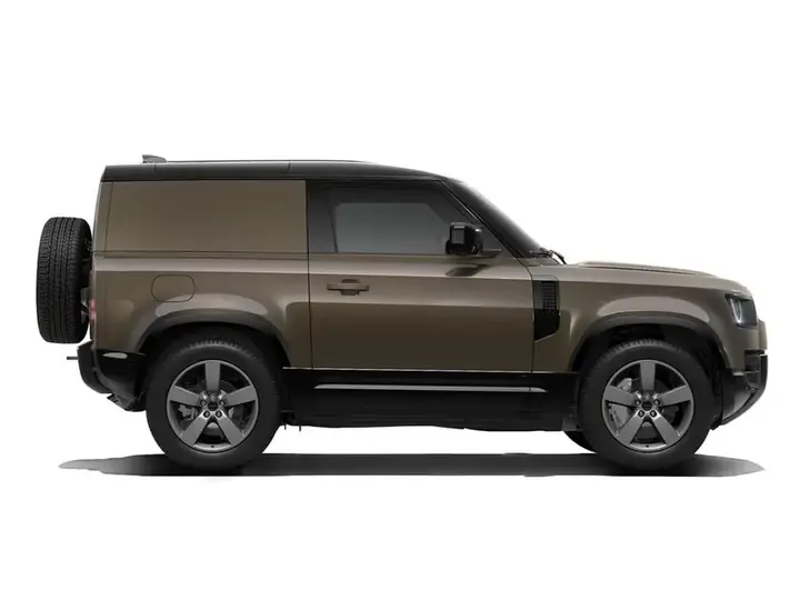 Land Rover Defender 90 photo 2