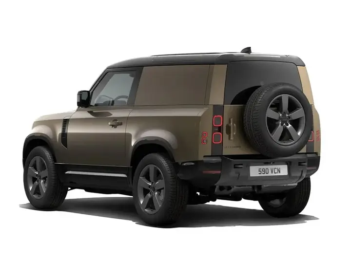 Land Rover Defender 90 photo 3