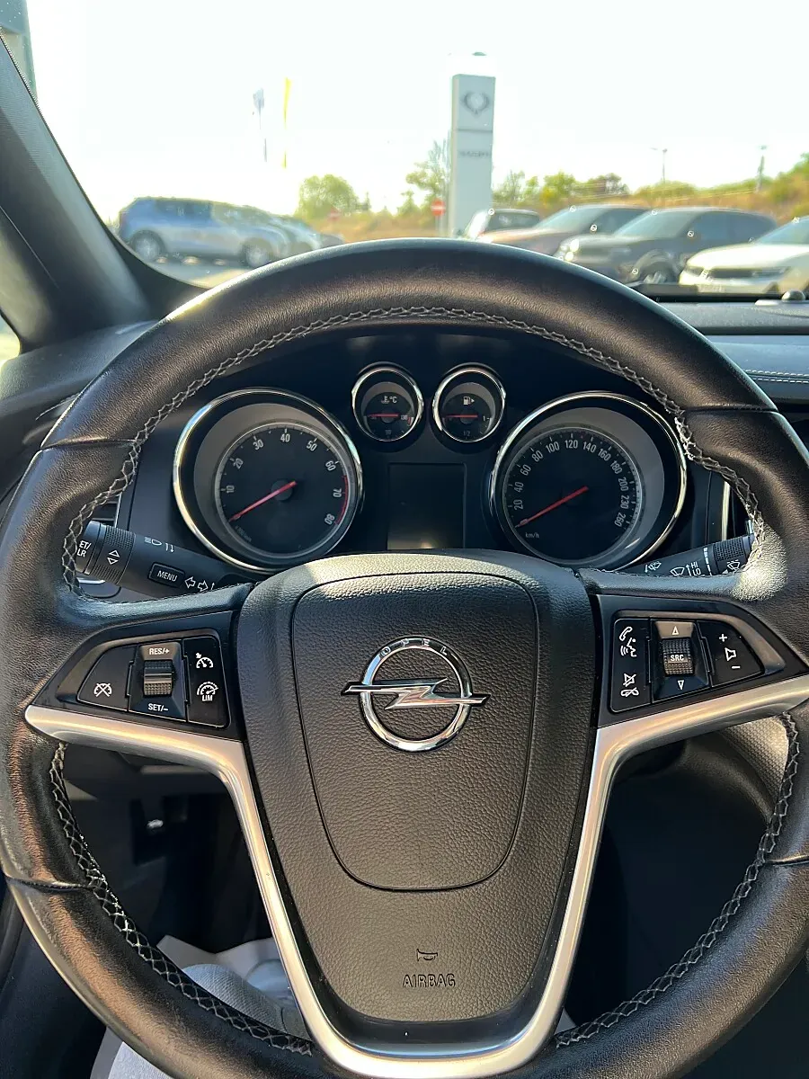 Opel Cascada 2018 photo 3
