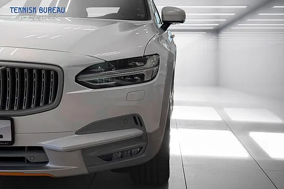 Volvo V90 Cross Country 2018 photo 2