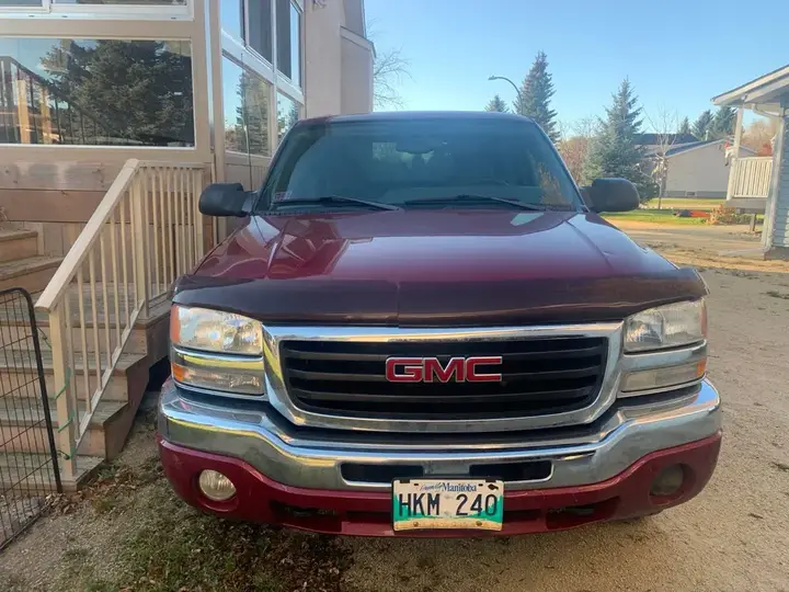 GMC Sierra 2004 photo 3