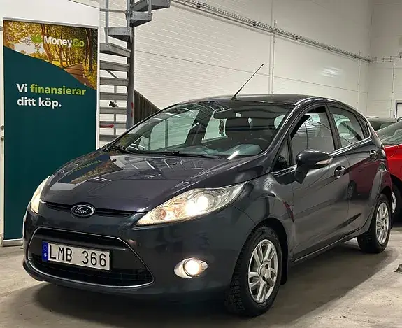 Ford Fiesta 2011 photo 4