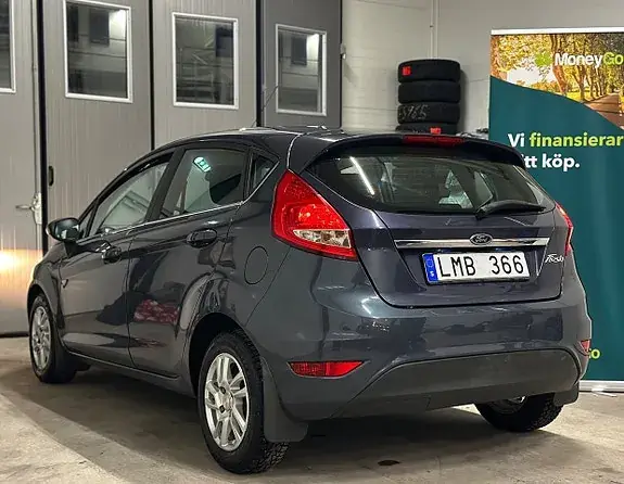 Ford Fiesta 2011 photo 5