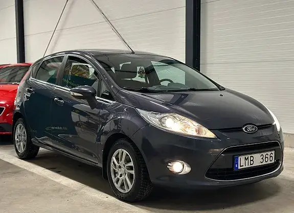 Ford Fiesta 2011 photo 3