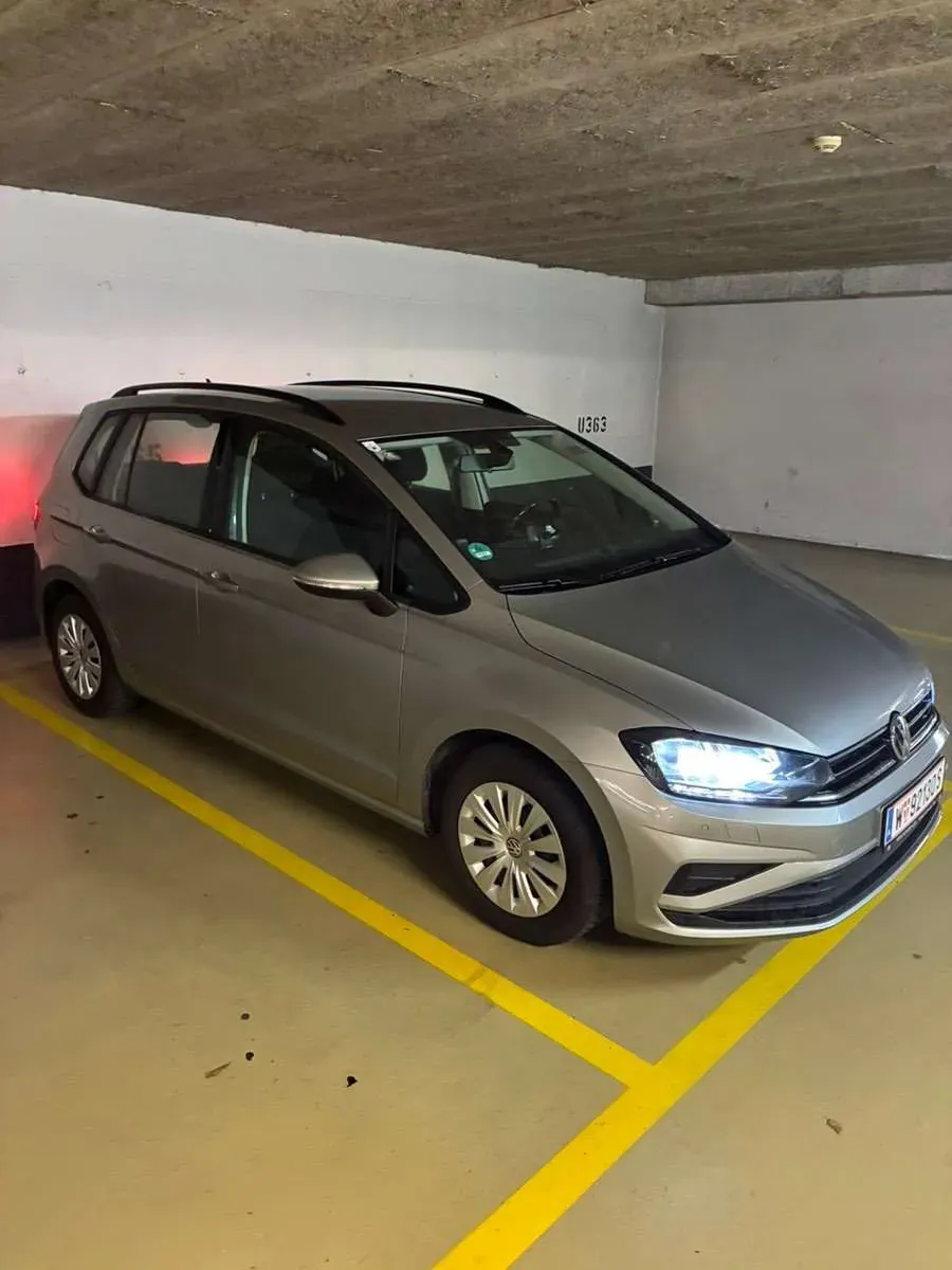 Volkswagen Golf 2018 photo 3
