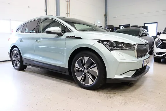 Skoda Enyaq 2023 photo 3