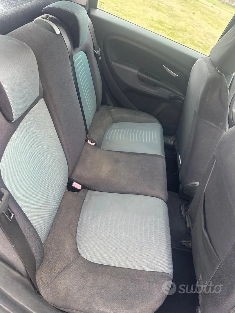 Fiat Grande Punto 2007 photo 5