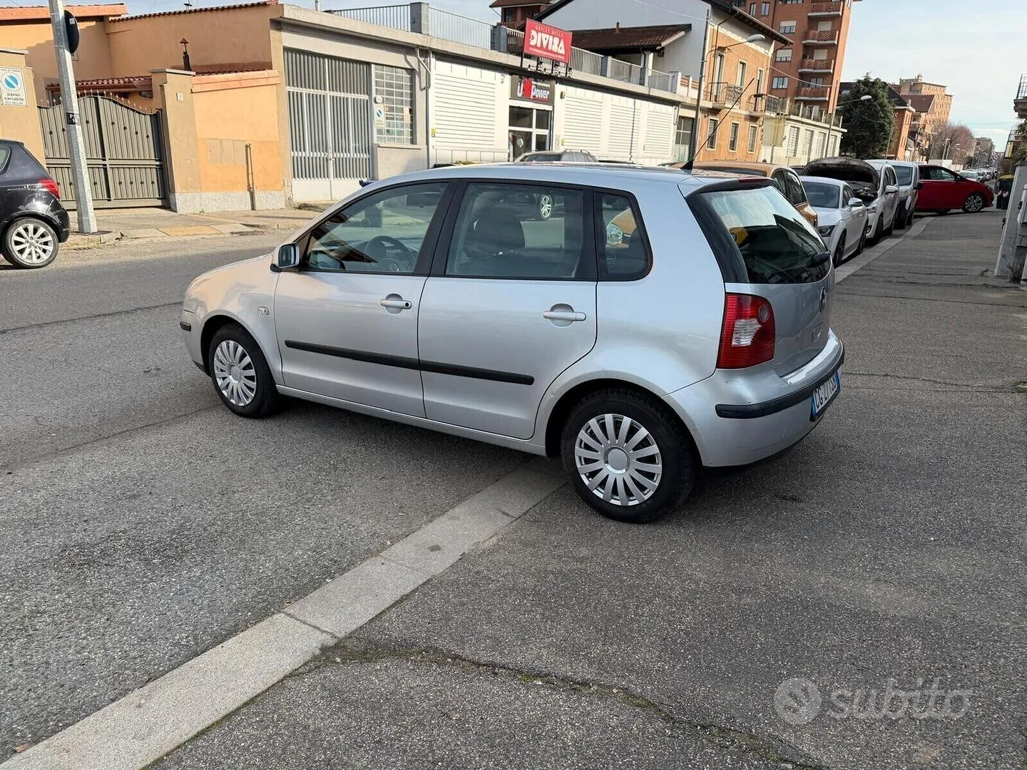 Volkswagen Polo 2003 photo 2