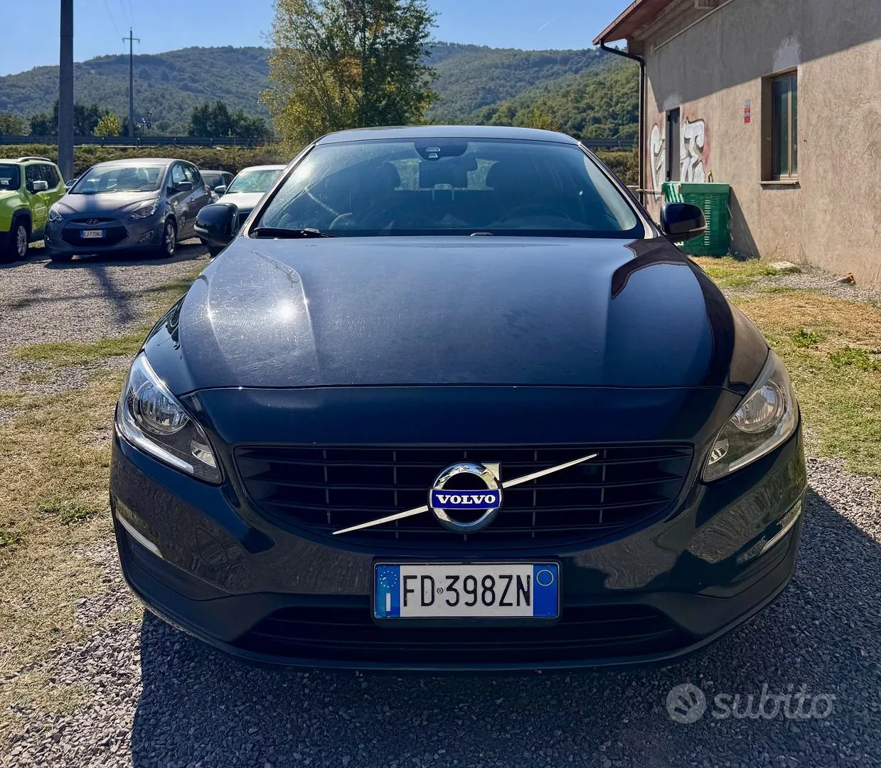 Volvo V60 2016 photo 2