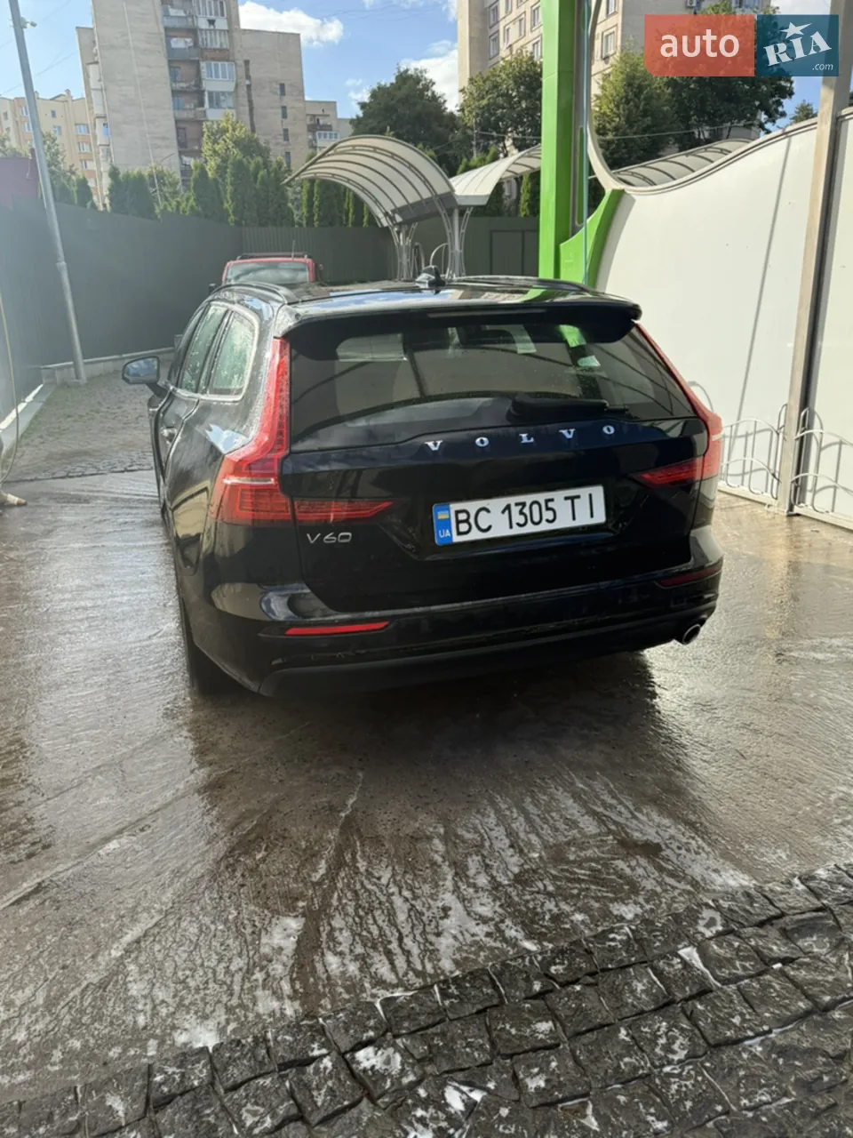 Volvo V60 2019 photo 4