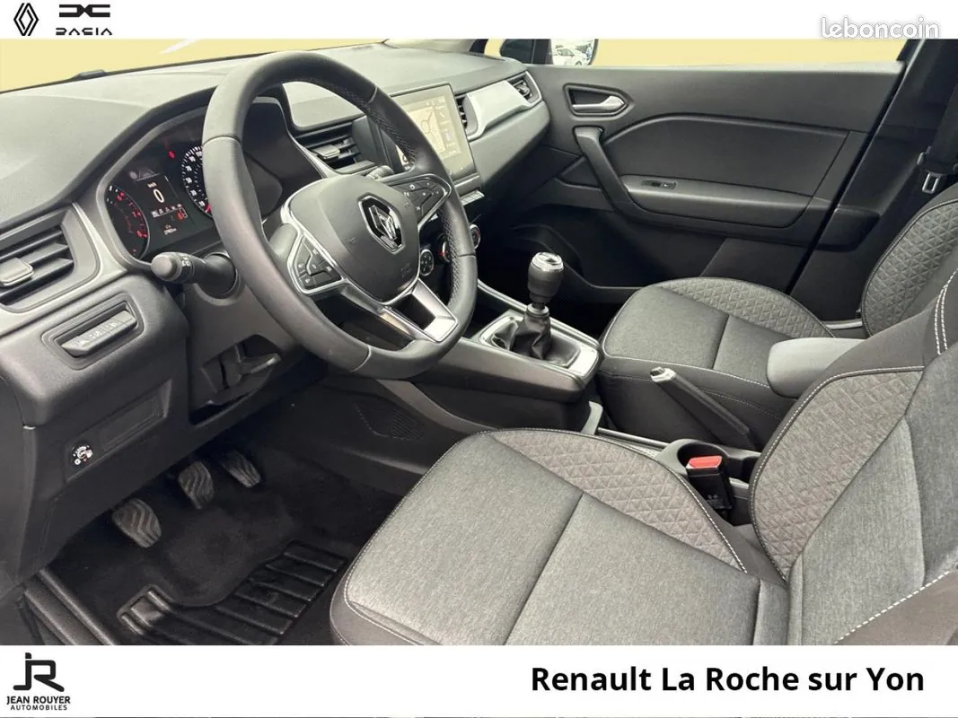 Renault Captur 2023 photo 3