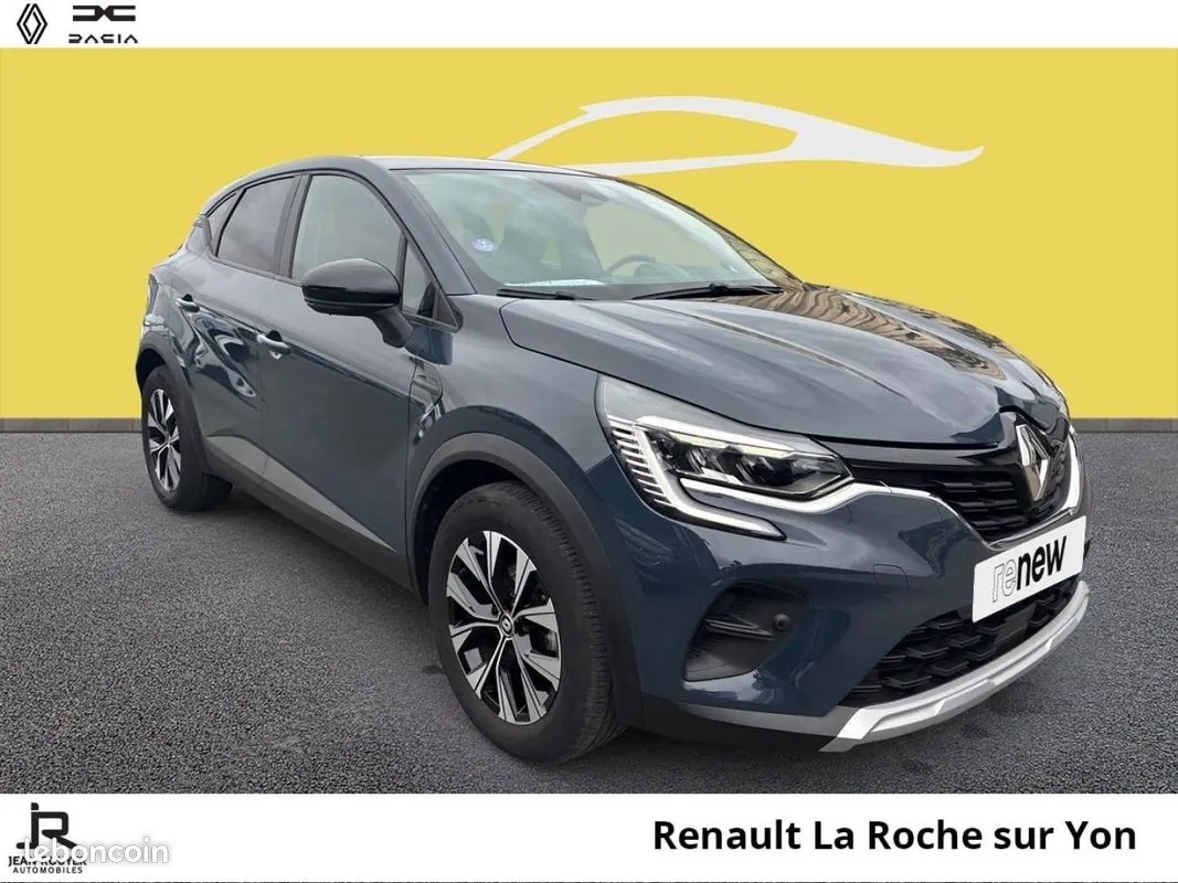 Renault Captur 2023 photo 2