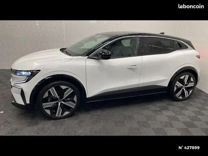 Renault Megane 2023 photo 2